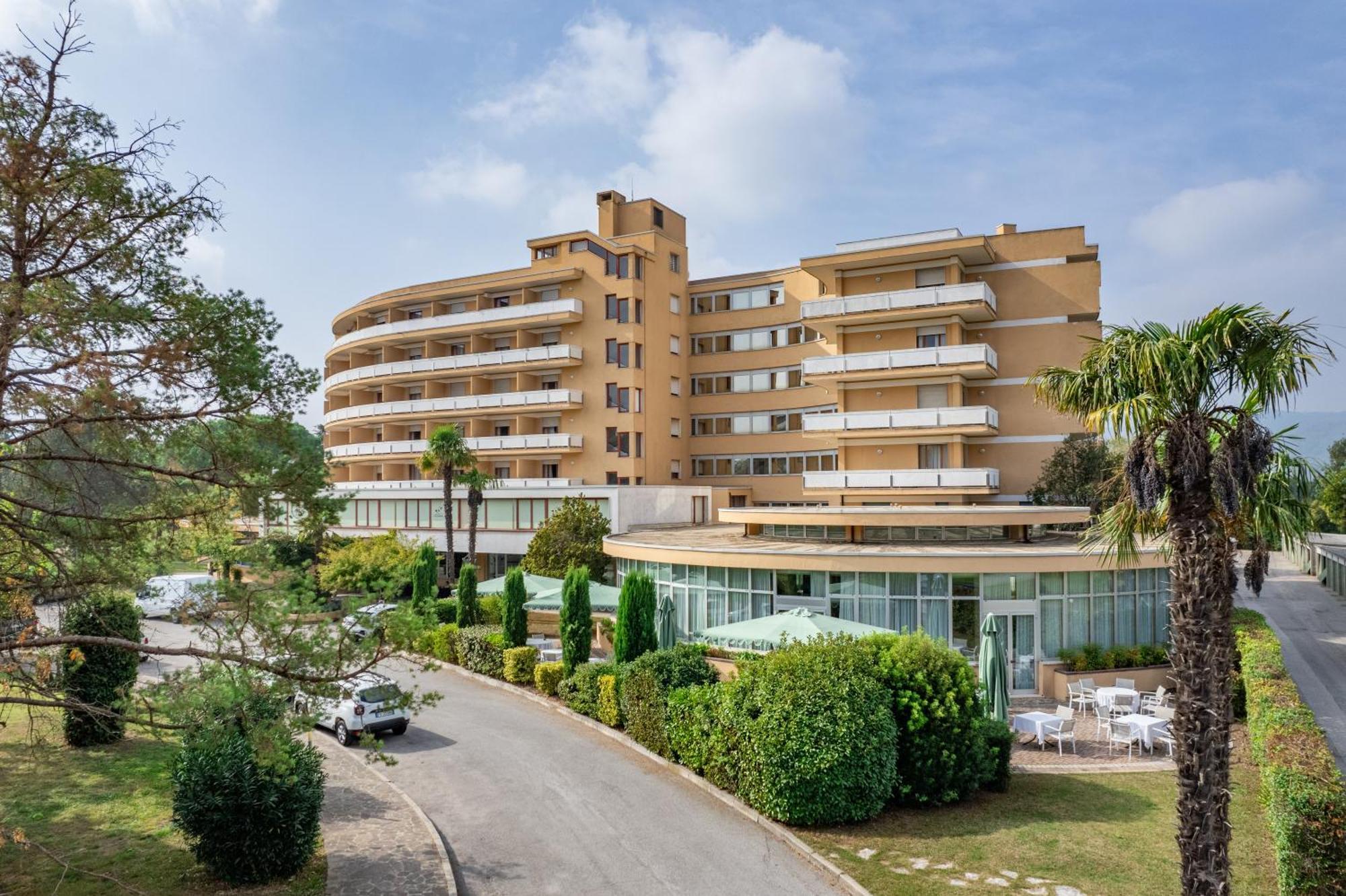 Galzignano Resort Terme & Golf - Hotel Sporting Гальциньяно Экстерьер фото